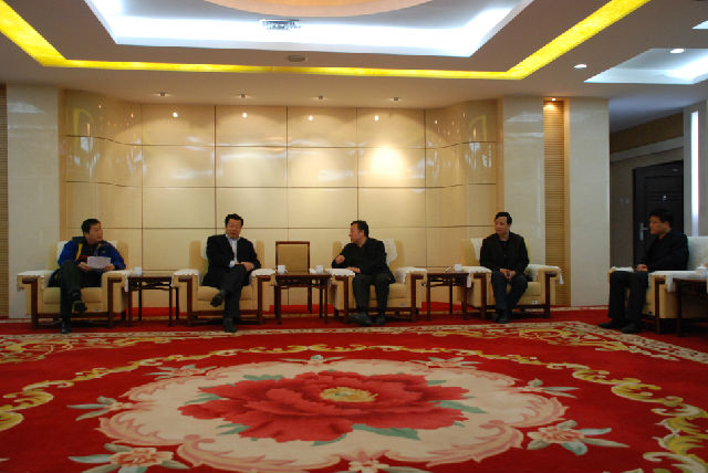 高校长会见蒋院士.JPG